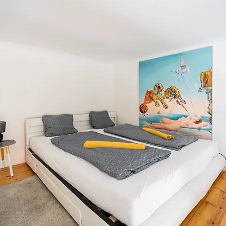 Center Podmaniczky *